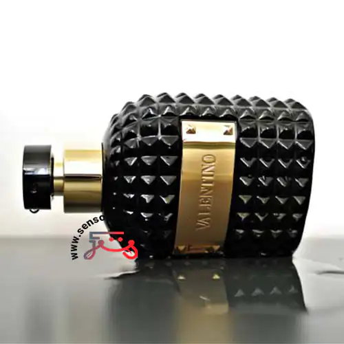 عطر ادکلن والنتینو یومو نویر ابسولو مردانه